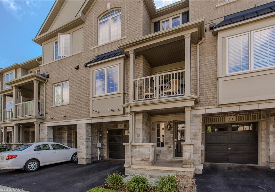215-dundas-street-e-waterdown-ontario-40857880