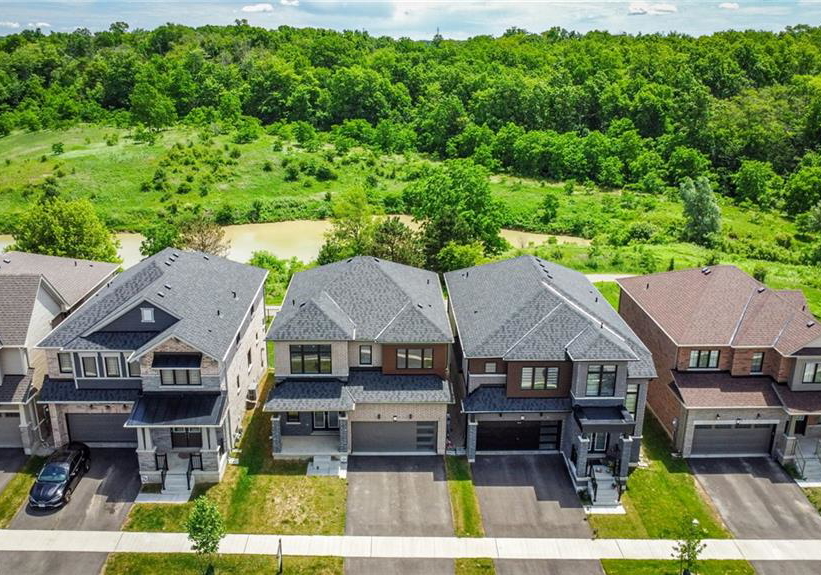 97-lilac-circle-caledonia-ontario-40857883