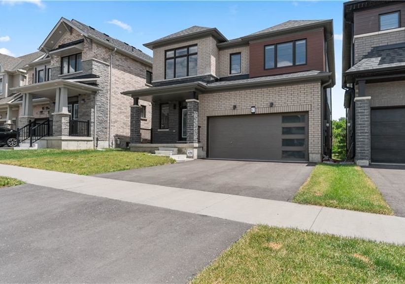 97-lilac-circle-caledonia-ontario-40857883