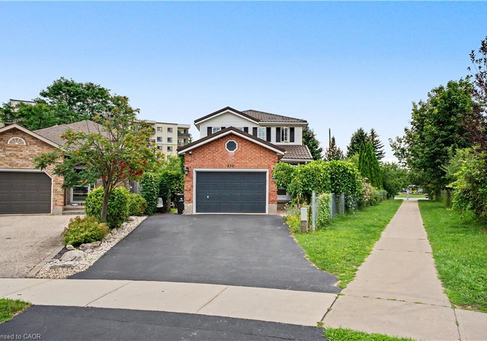332-brembel-crescent-kitchener-ontario-40857888