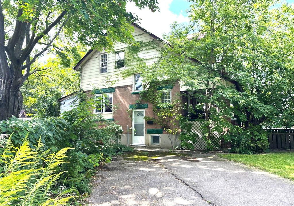 3-glasgow-street-kitchener-ontario-40857901