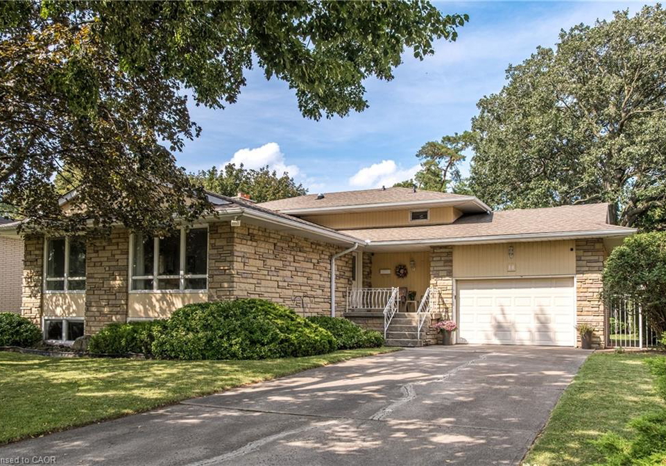 14-woodside-drive-hamilton-ontario-40857914
