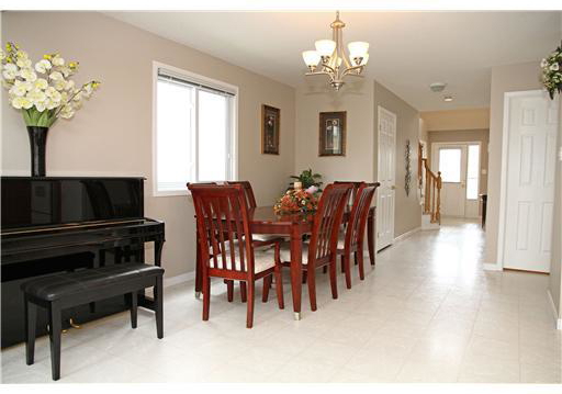 632-violet-street-waterloo-ontario-40857915