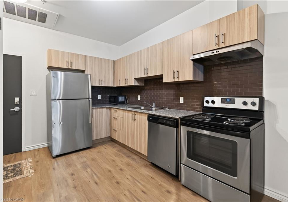 114-275-larch-street-waterloo-ontario-40857931