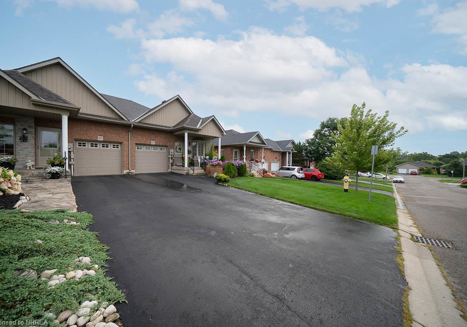 15-millcroft-drive-simcoe-ontario-40857932
