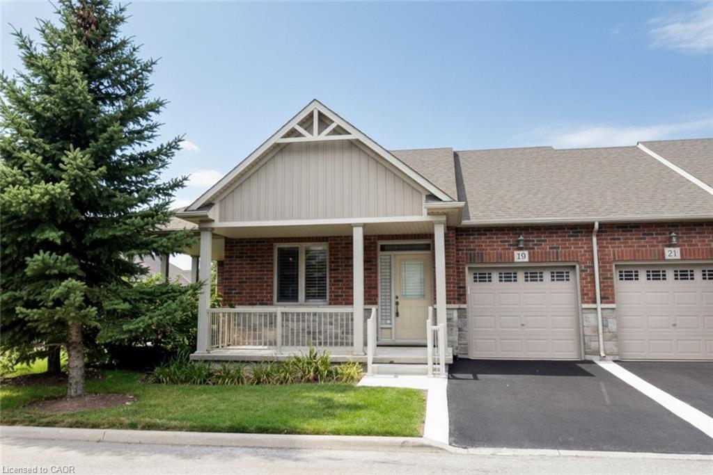 19-stickland-lane-binbrook-ontario-40857947