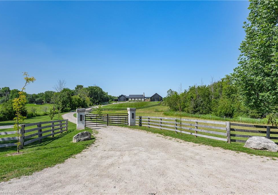 6808-gore-road-puslinch-ontario-40857954