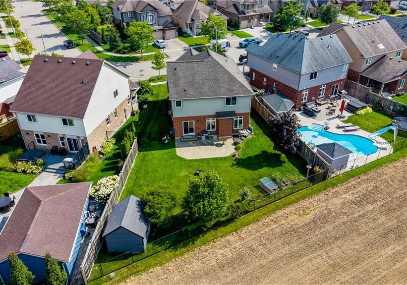 64-kropf-drive-baden-ontario-40857964
