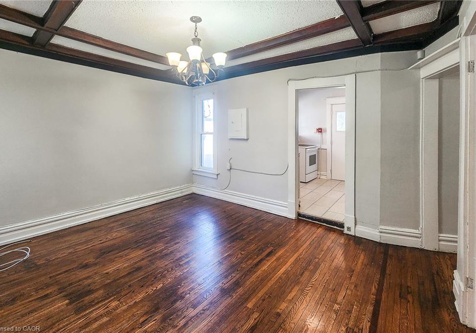 25-west-avenue-s-hamilton-ontario-40857969