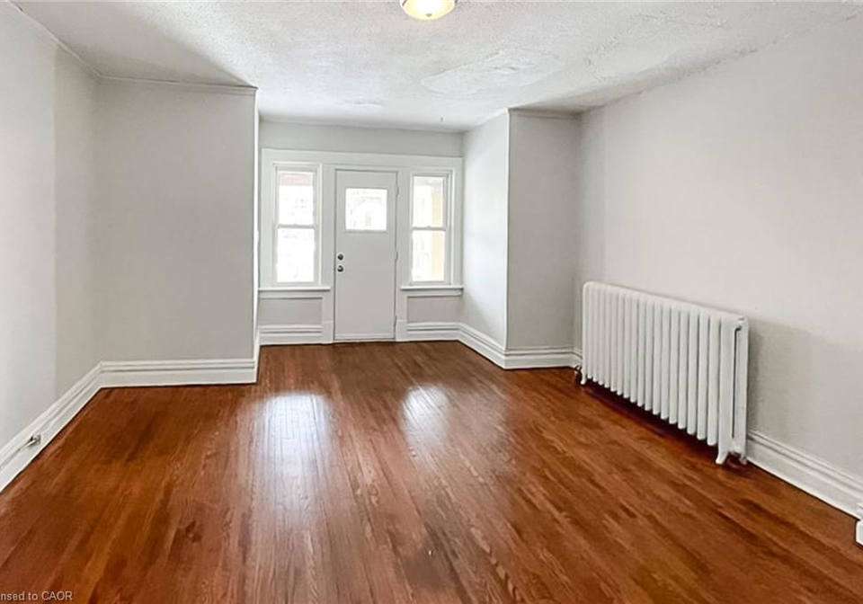 25-west-avenue-s-hamilton-ontario-40857969