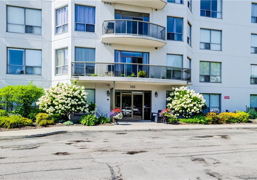 255-keats-way-waterloo-ontario-40857971