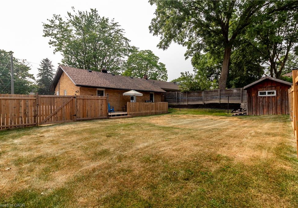 124-dover-street-waterloo-ontario-40857980
