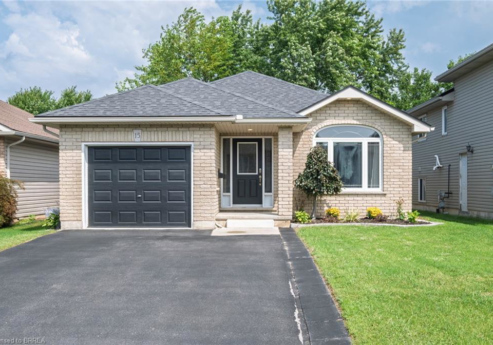15-landon-avenue-simcoe-ontario-40857984
