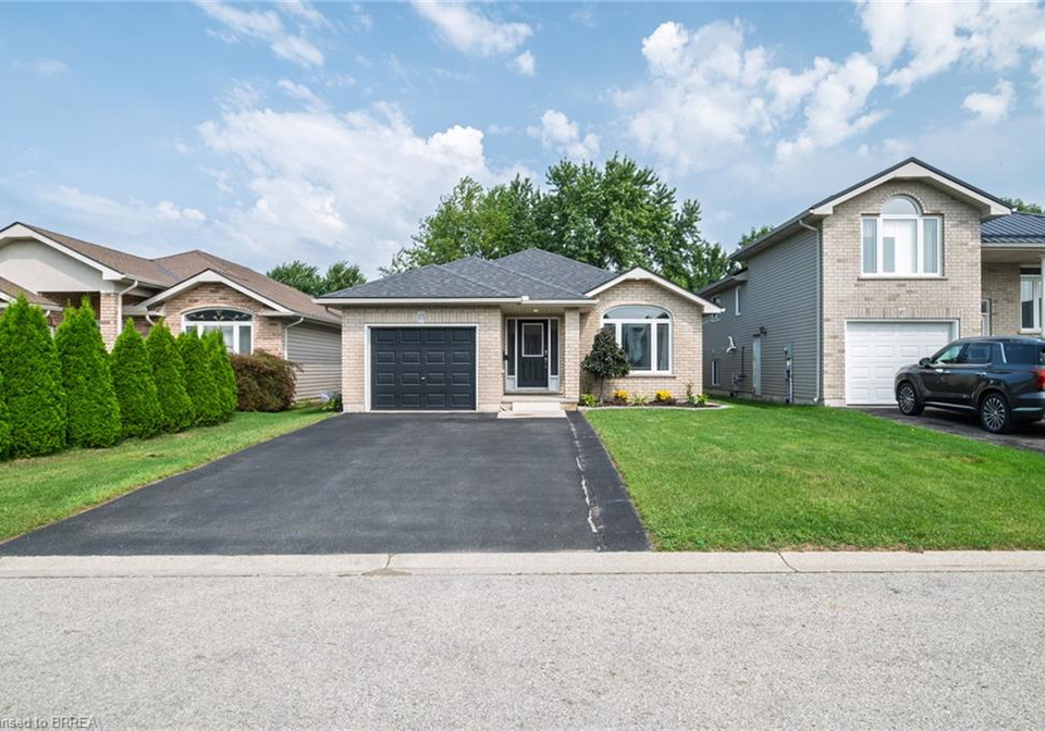 15-landon-avenue-simcoe-ontario-40857984