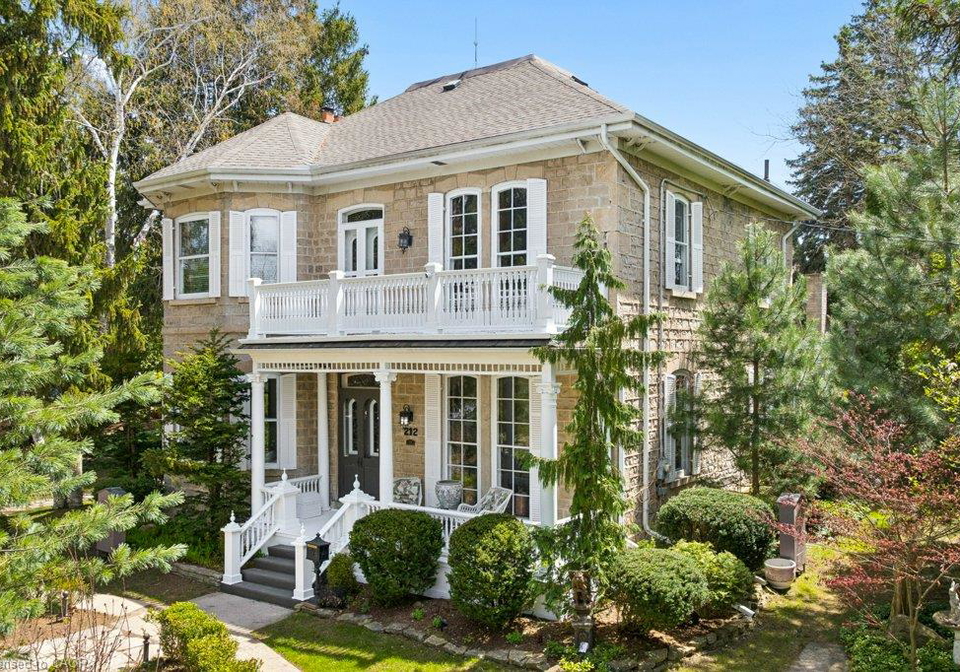 212-queen-st-e-street-cambridge-ontario-40858014