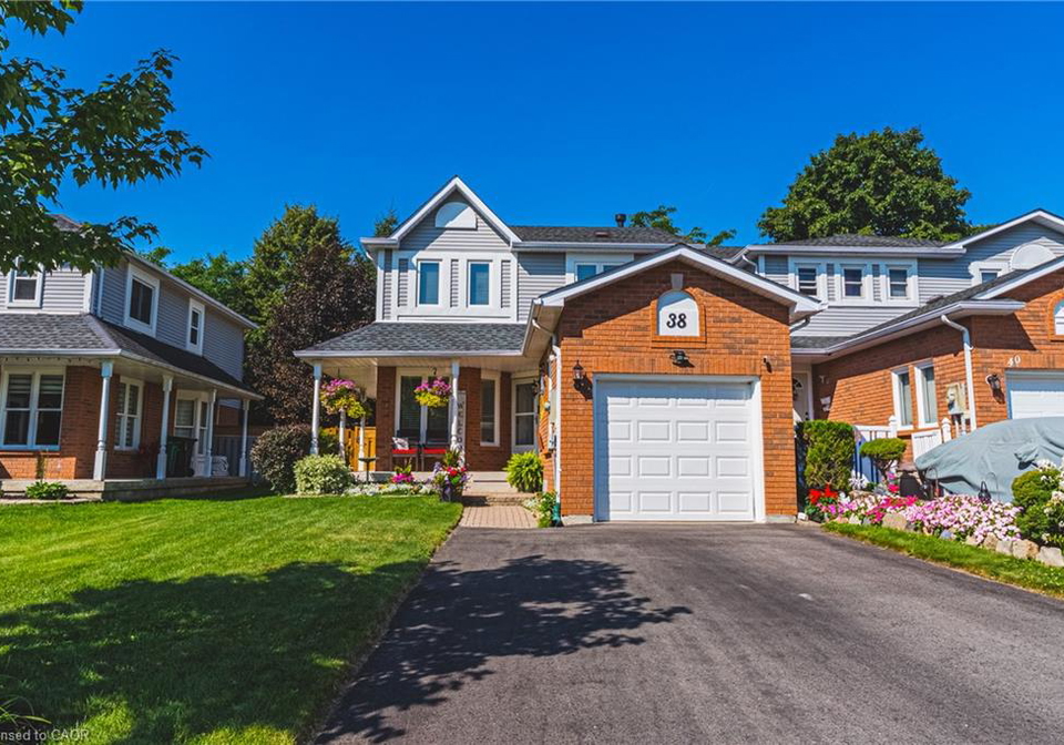 38-fairgreen-close-cambridge-ontario-40858028