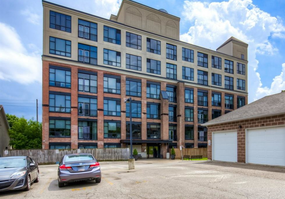 120-mansion-street-kitchener-ontario-40858035