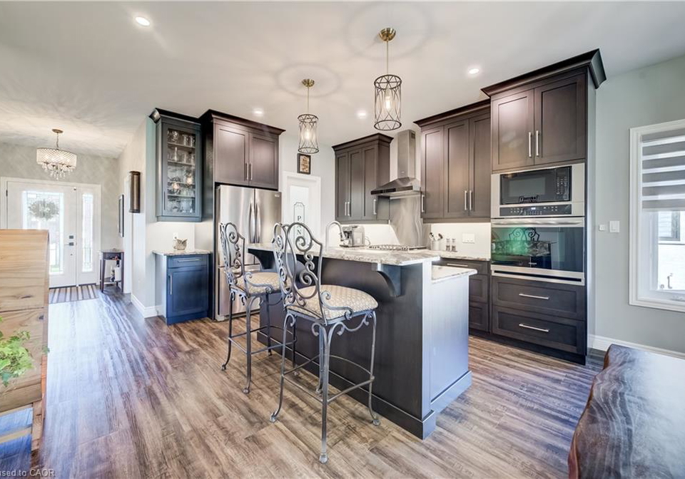 23-winchester-crescent-listowel-ontario-40858045