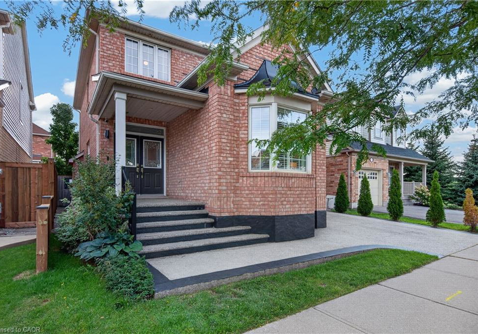 755-rayner-court-milton-ontario-40858052
