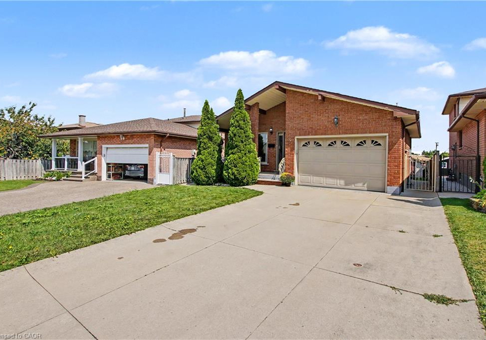 14-indian-crescent-hamilton-ontario-40858054