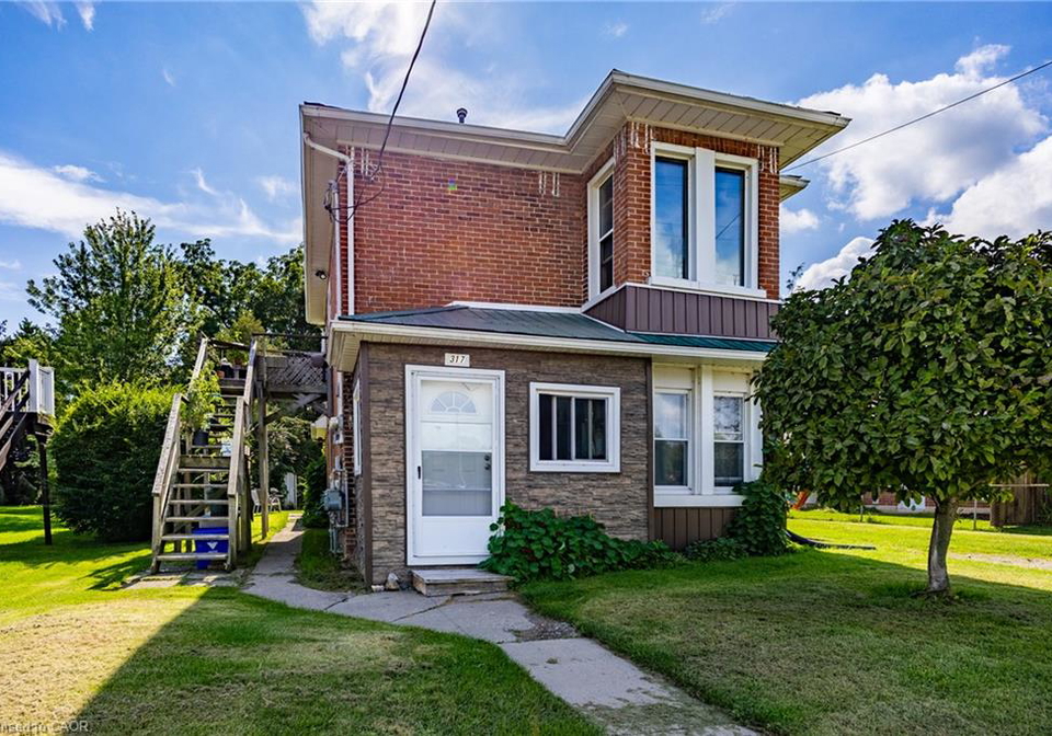 317-st-patrick-street-port-dover-ontario-40858085