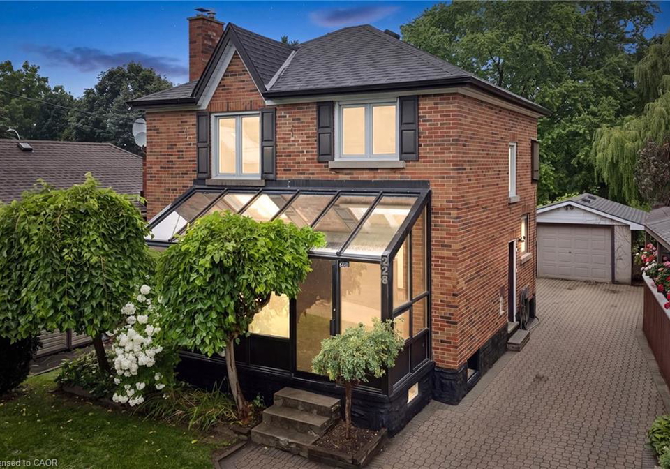 228-waterloo-street-kitchener-ontario-40858091