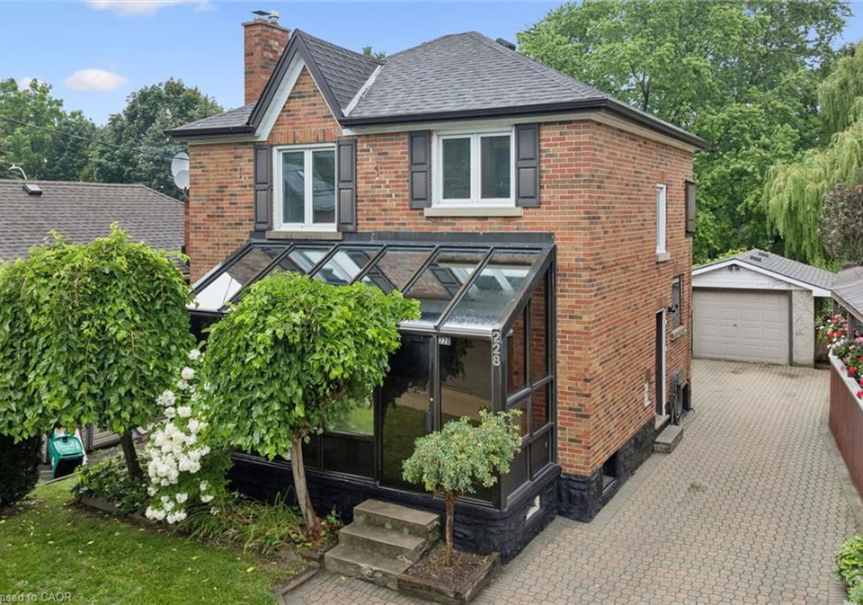 228-waterloo-street-kitchener-ontario-40858091