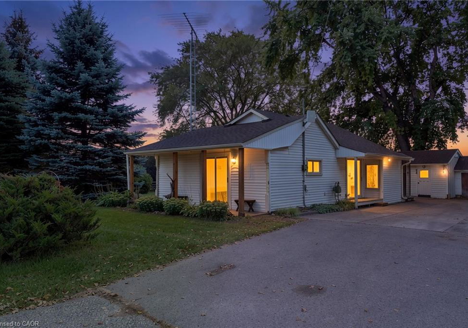 2088-highway-3-delhi-ontario-40858098