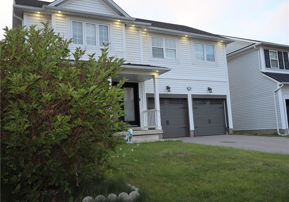 116-blackburn-drive-brantford-ontario-40858107