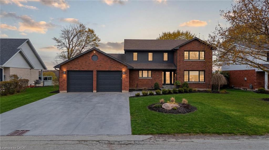 890-perkin-crescent-listowel-ontario-40858126
