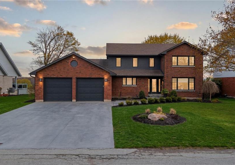 890-perkin-crescent-listowel-ontario-40858126