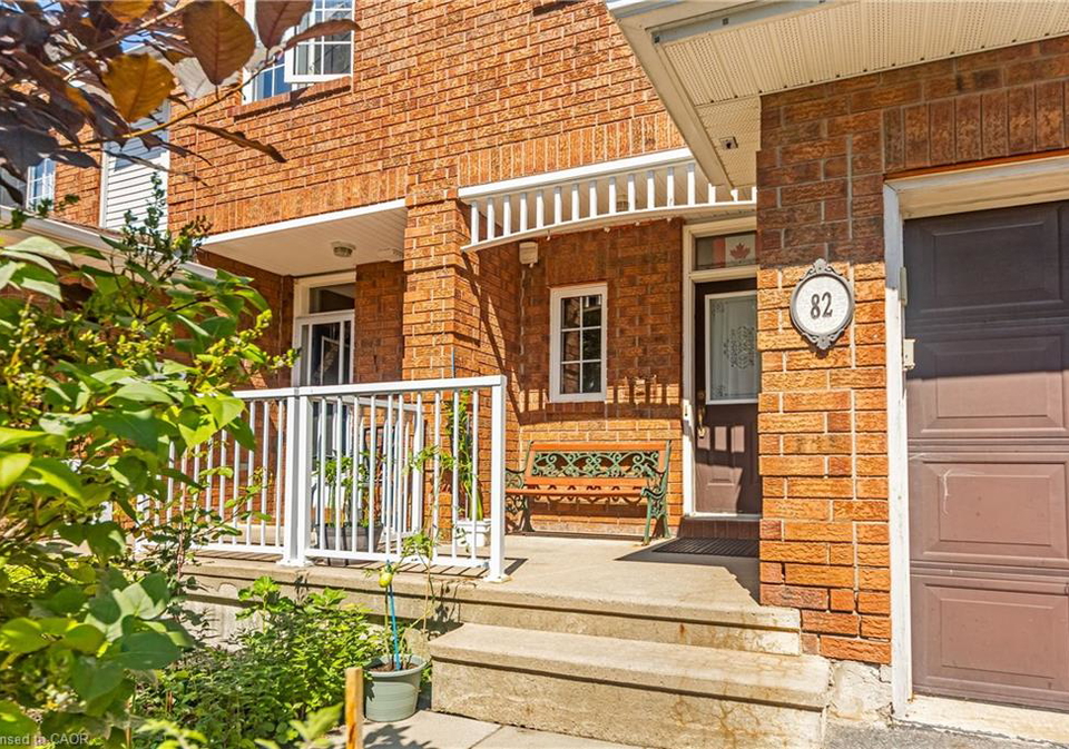 82-milner-downs-crescent-ottawa-ontario-40858137