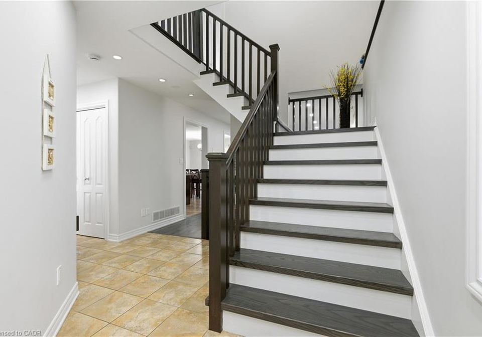 8540-milomir-street-niagara-falls-ontario-40858138