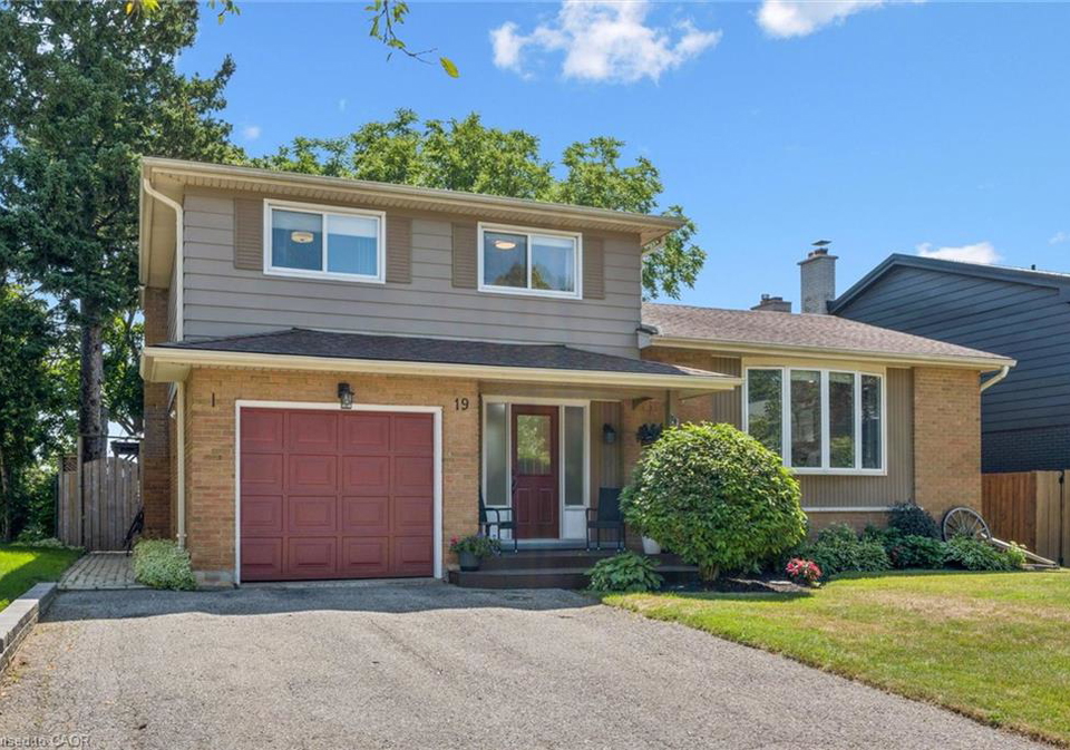 19-mcgarry-drive-kitchener-ontario-40858152