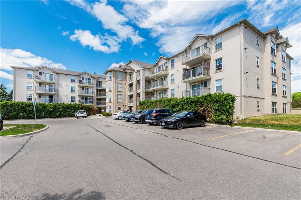1480-bishops-gate-oakville-ontario-40858160