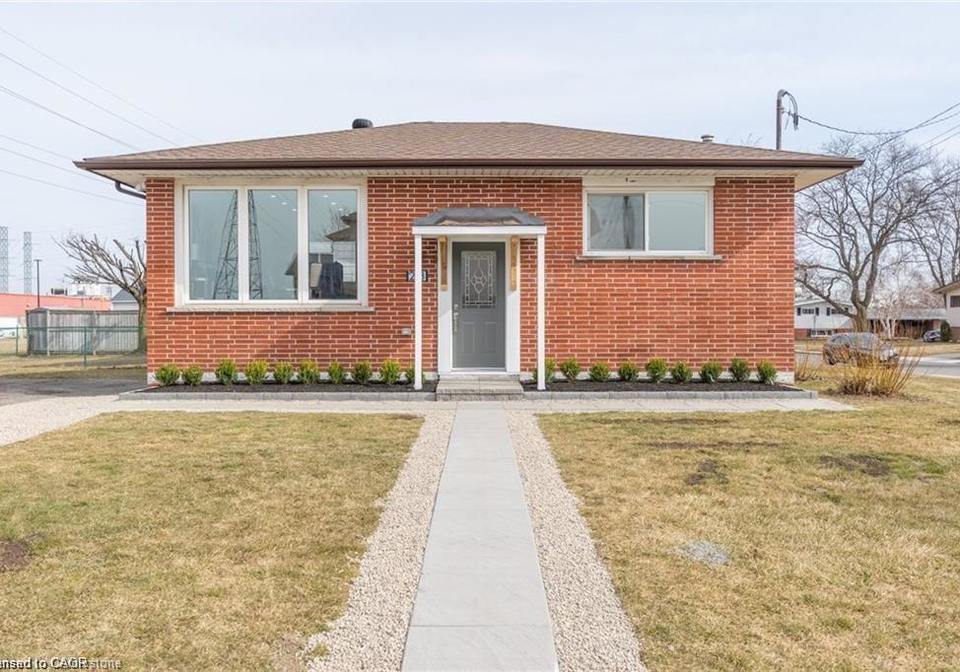 213-thorner-drive-hamilton-ontario-40858167
