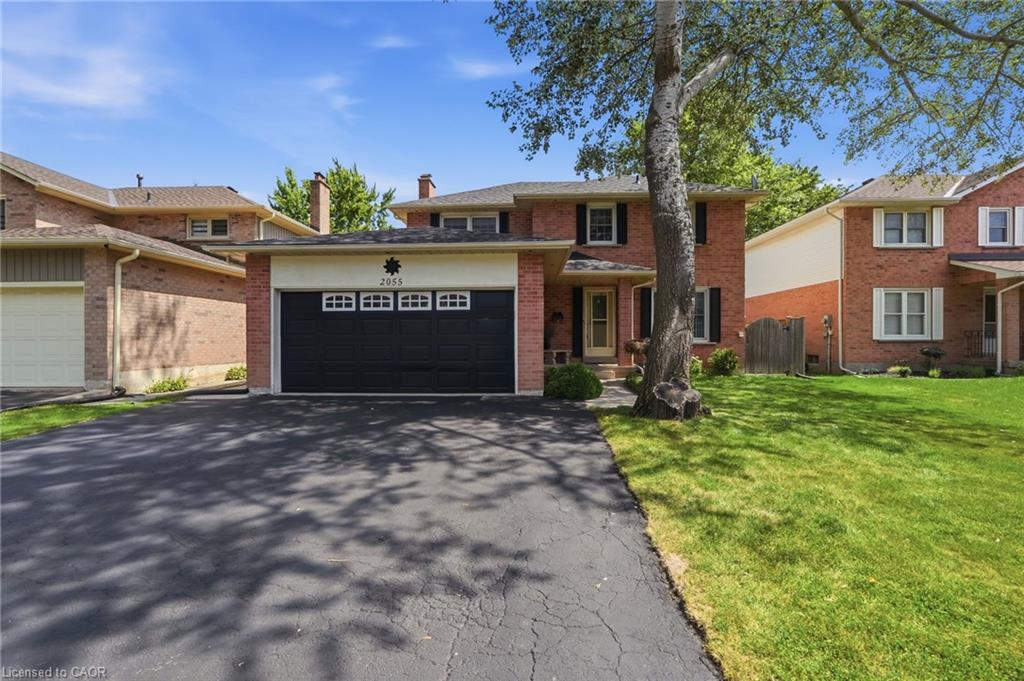 2055-hunters-wood-drive-burlington-ontario-40858169