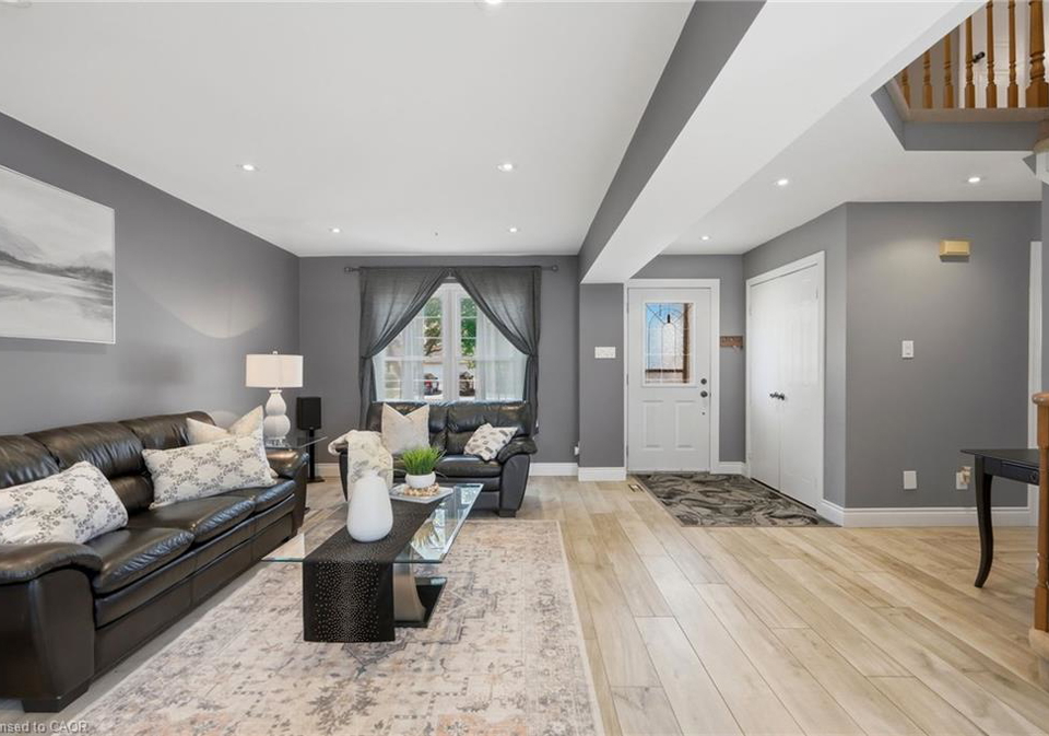 2055-hunters-wood-drive-burlington-ontario-40858169