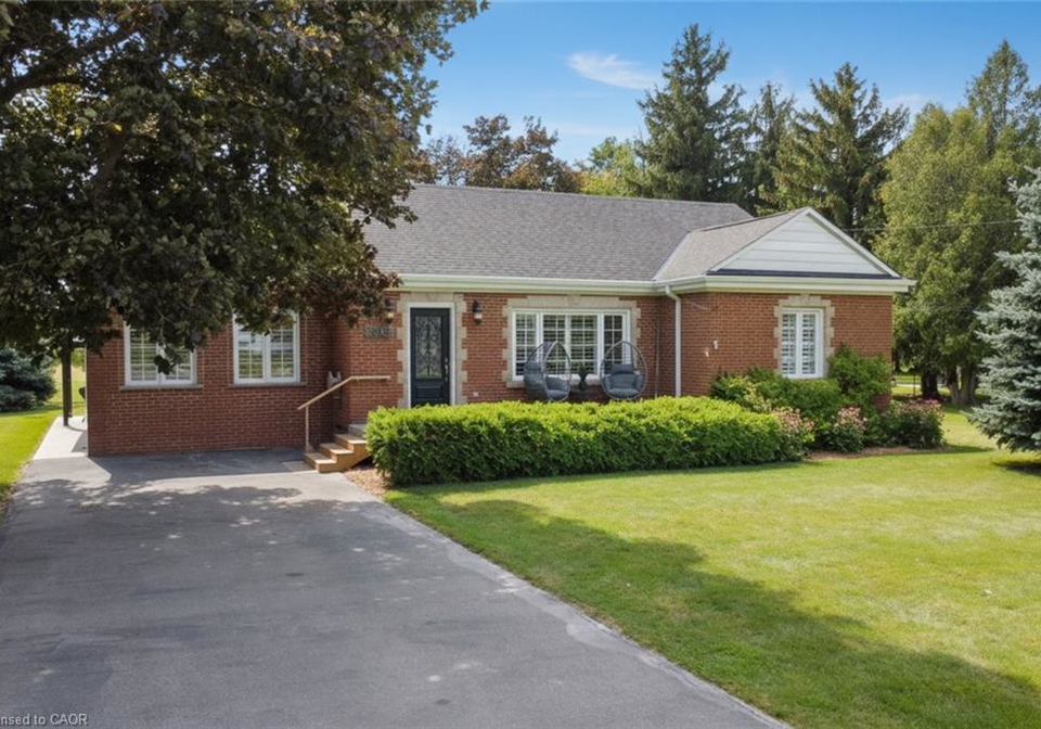 2565-highway-56-hamilton-ontario-40858183