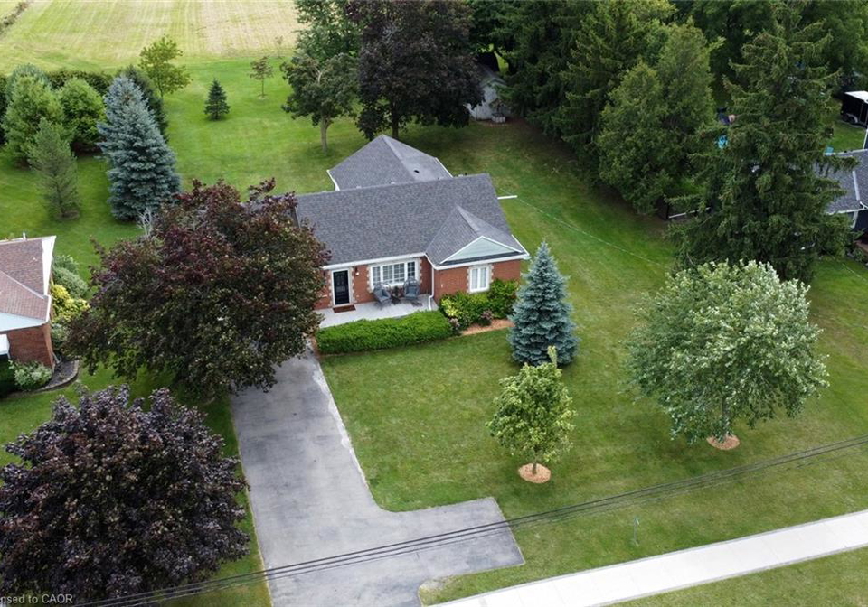 2565-highway-56-hamilton-ontario-40858183