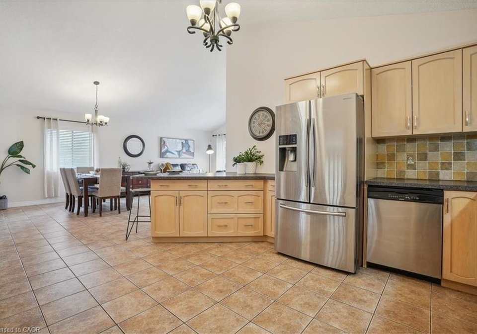 32-sonoma-lane-stoney-creek-ontario-40858206