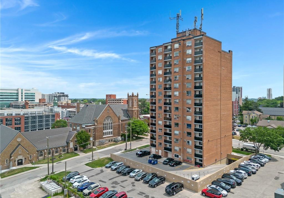 64-benton-street-kitchener-ontario-40858226