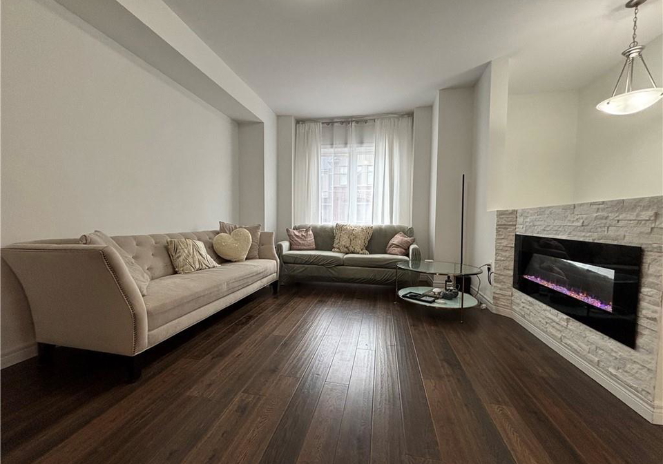 11-birot-lane-ancaster-ontario-40858258