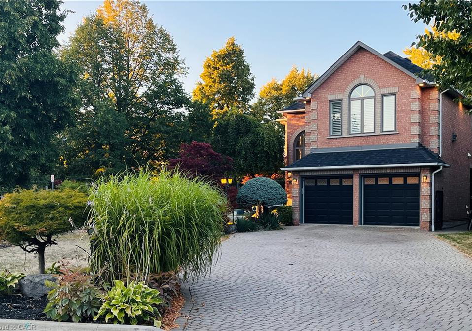 85-waterford-crescent-stoney-creek-ontario-40858260