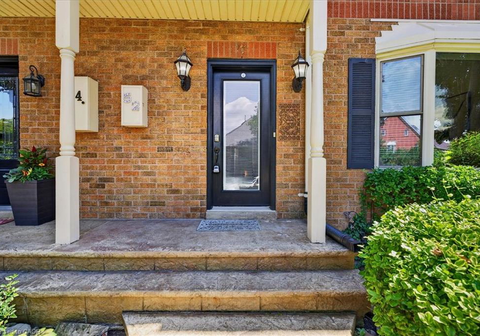 52-sunvale-place-stoney-creek-ontario-40858267