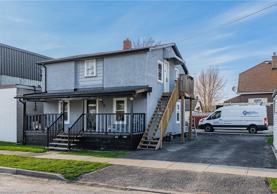 56-decew-street-port-colborne-ontario-40858298