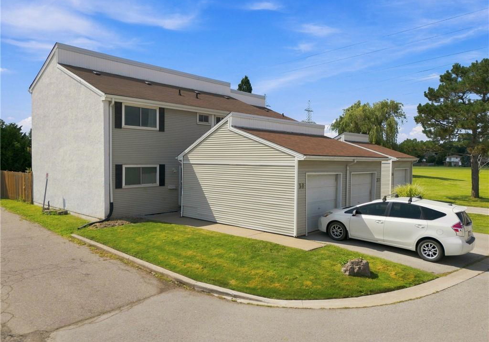 7001-casey-street-niagara-falls-ontario-40858330