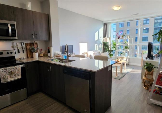 104-garment-tower-2-street-kitchener-ontario-40858340