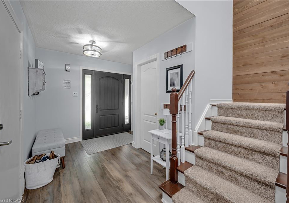 24-segwun-road-waterdown-ontario-40858343