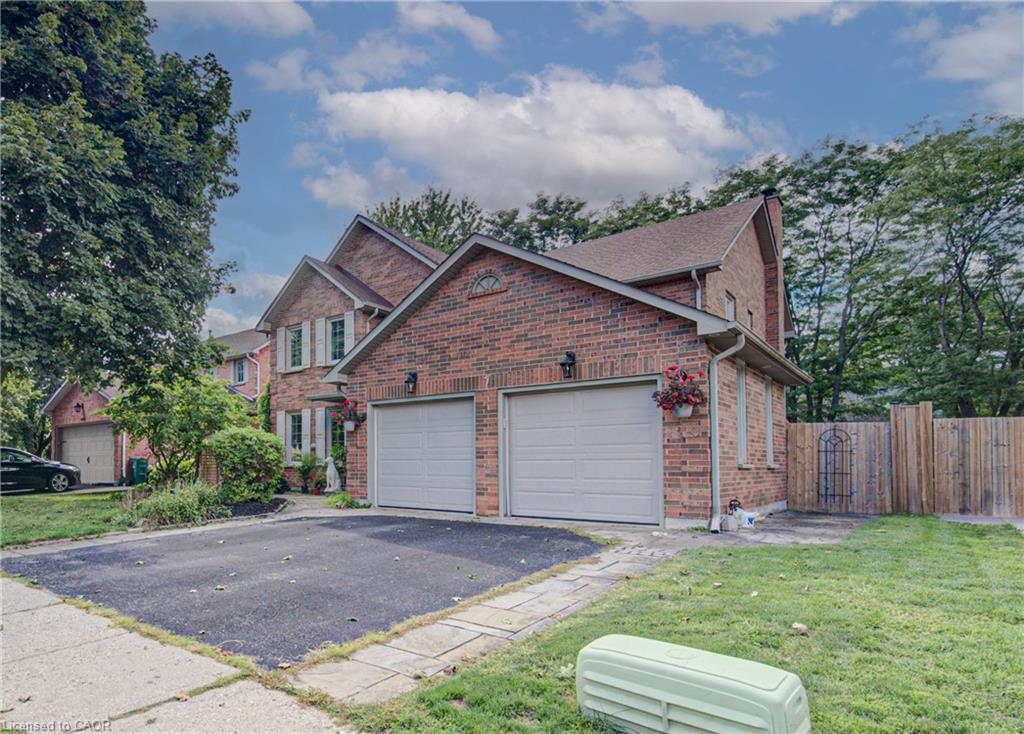 7-stock-court-cambridge-ontario-40858399